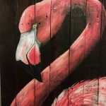 deszkára festett flamingó